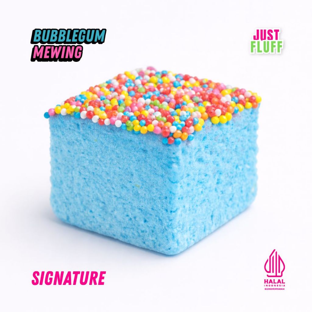 MARSHMALLOW SIGNATURE ONE CUBE JUSTFLUFF #1 HALAL 3 Marshmallow Signature One Cube Justfluff #1 Halal dengan pilihan rasa meliputi Candy Blossom, Choco Banana Rizz, Rainbow Bubblegum, Matchaoreo, Strawberry, Choco Vanilla, Choco Durian.